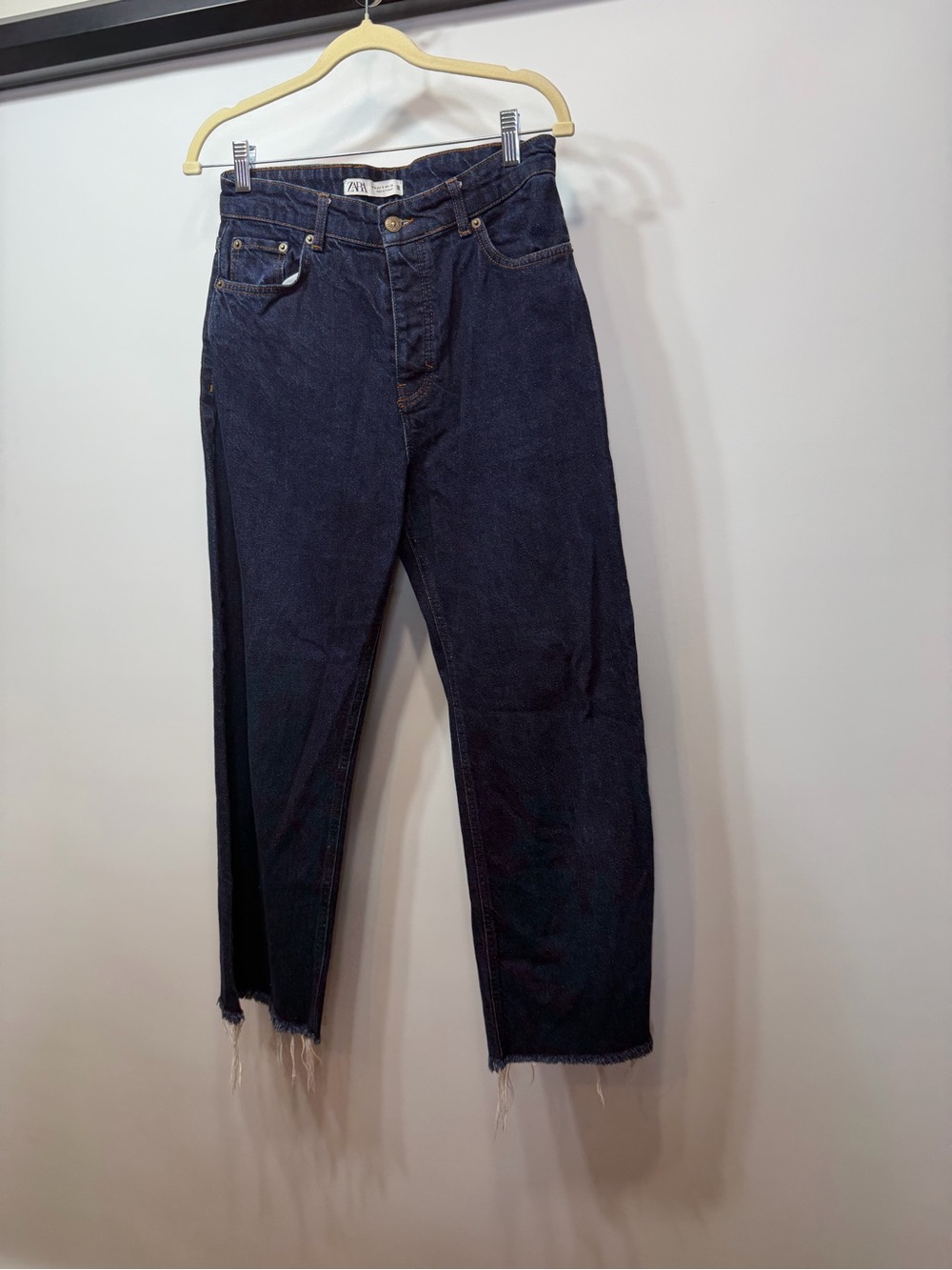 Zara High Rise Dark Wash 100% Cotton Raw Hem Straight Leg Jeans - Picture 2 of 13